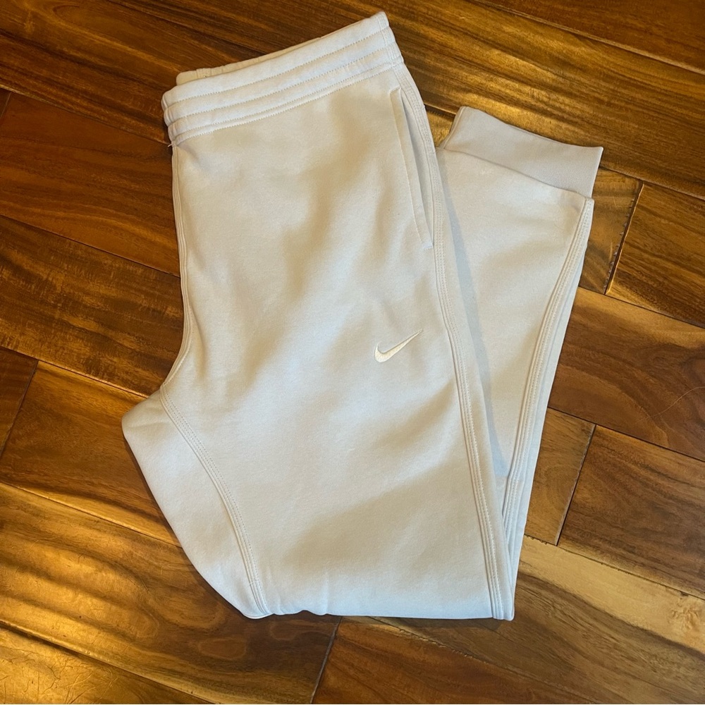 NWT Men's Nike Sportswear Club Fleece Joggers
